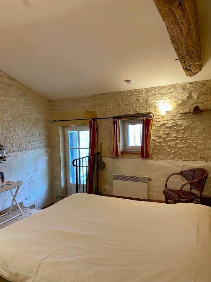 Domaine De La Laigne - Spa Asnieres-la-Giraud Экстерьер фото