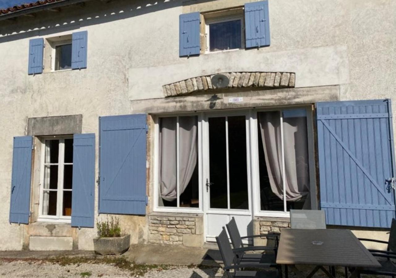 Domaine De La Laigne - Spa Asnieres-la-Giraud Экстерьер фото